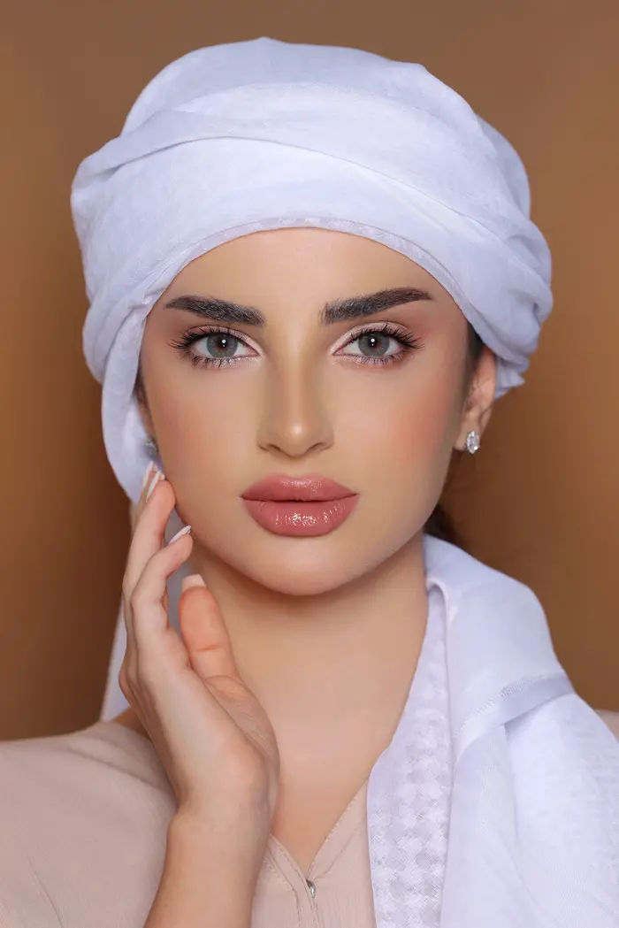 لومينوس العدسات اللاصقة الشهريه | أمبير